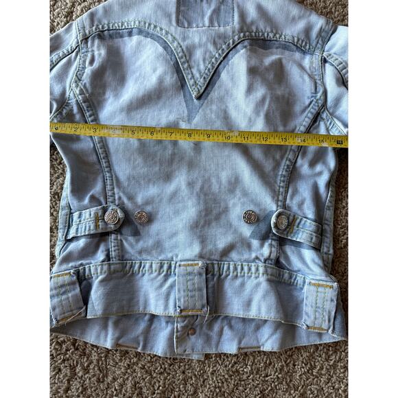 Levi’s S Light Wash Denim Fashion Jacket Medium Wash Touches Exaggerated Details - Picture 7 of 9